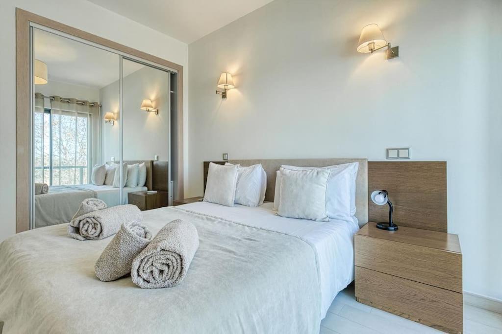 Apartment Two Bed In Albur Village, 2g