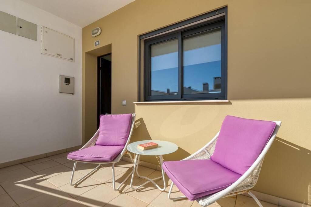 Apartment Two Bed In Albur Village, 2g *